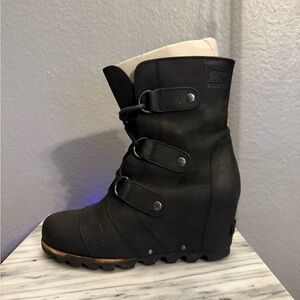 Sorel Women's Black Leather Wedge Boots